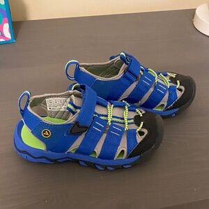 Kids Blue and Green Water Shoes